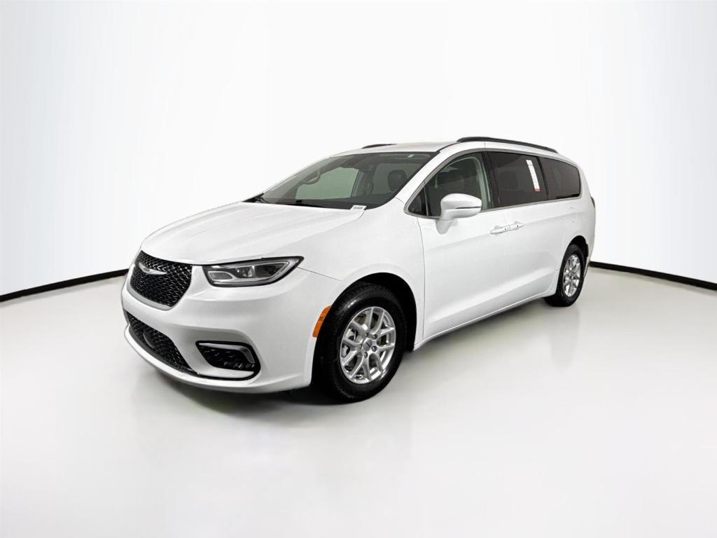 used 2022 Chrysler Pacifica car, priced at $25,000