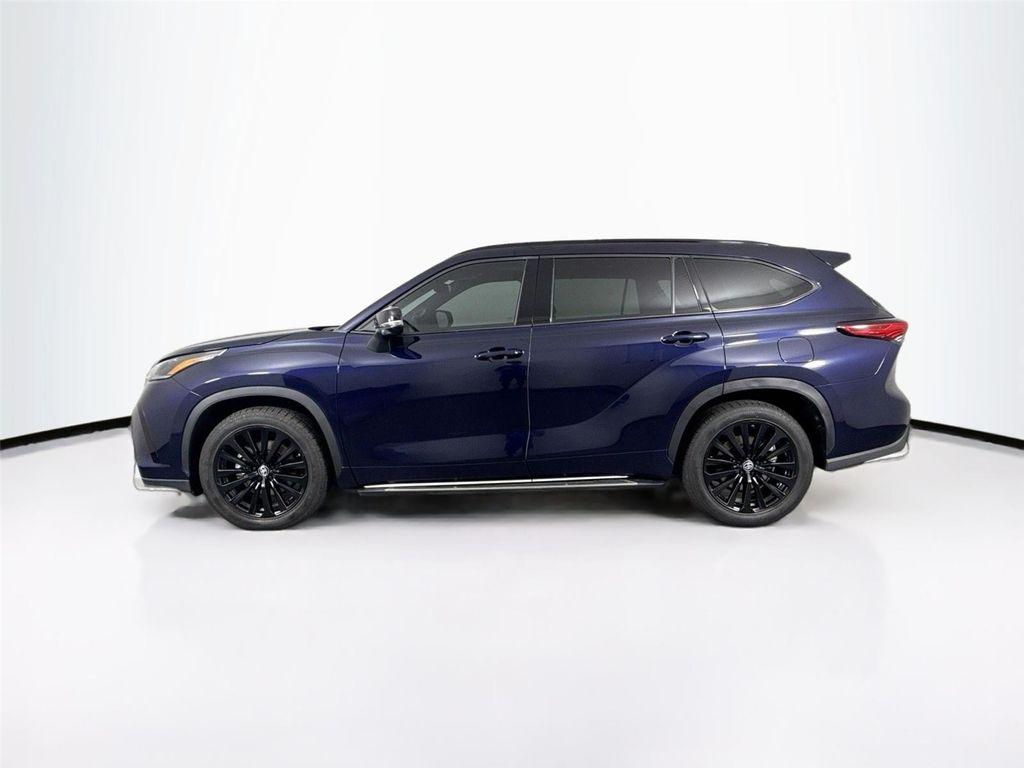 used 2023 Toyota Highlander car, priced at $40,000