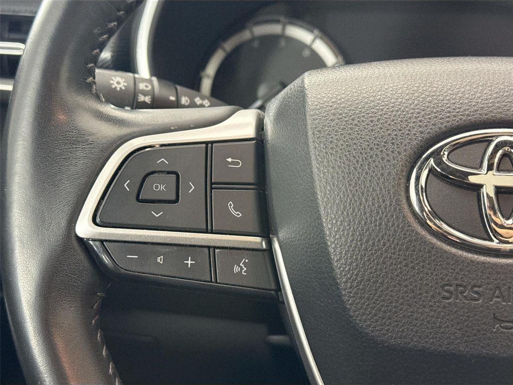 used 2023 Toyota Highlander car, priced at $40,000