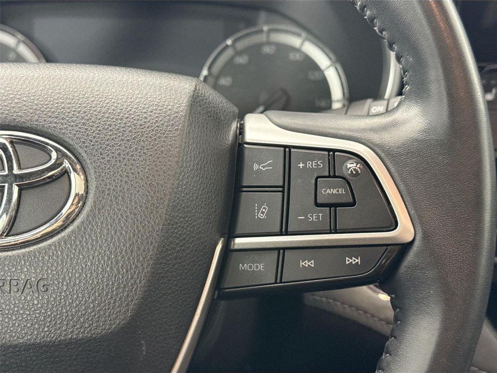used 2023 Toyota Highlander car, priced at $40,000