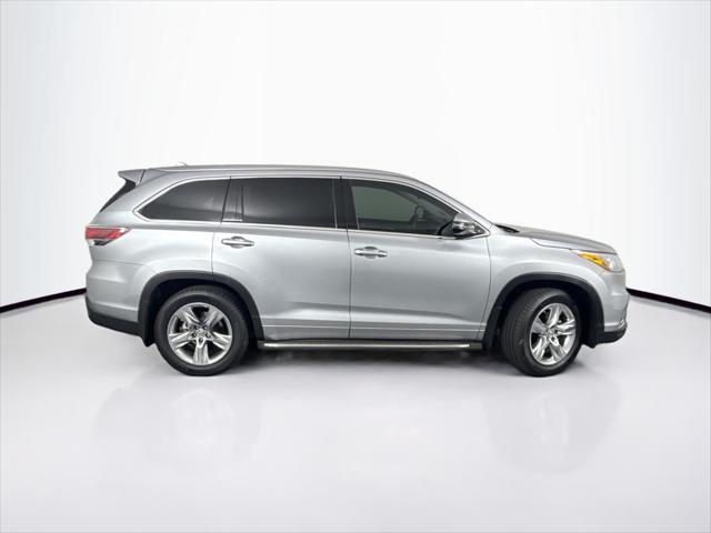 used 2015 Toyota Highlander car, priced at $20,000