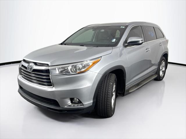 used 2015 Toyota Highlander car, priced at $20,000