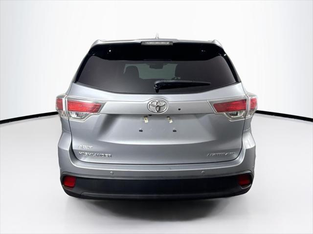 used 2015 Toyota Highlander car, priced at $20,000