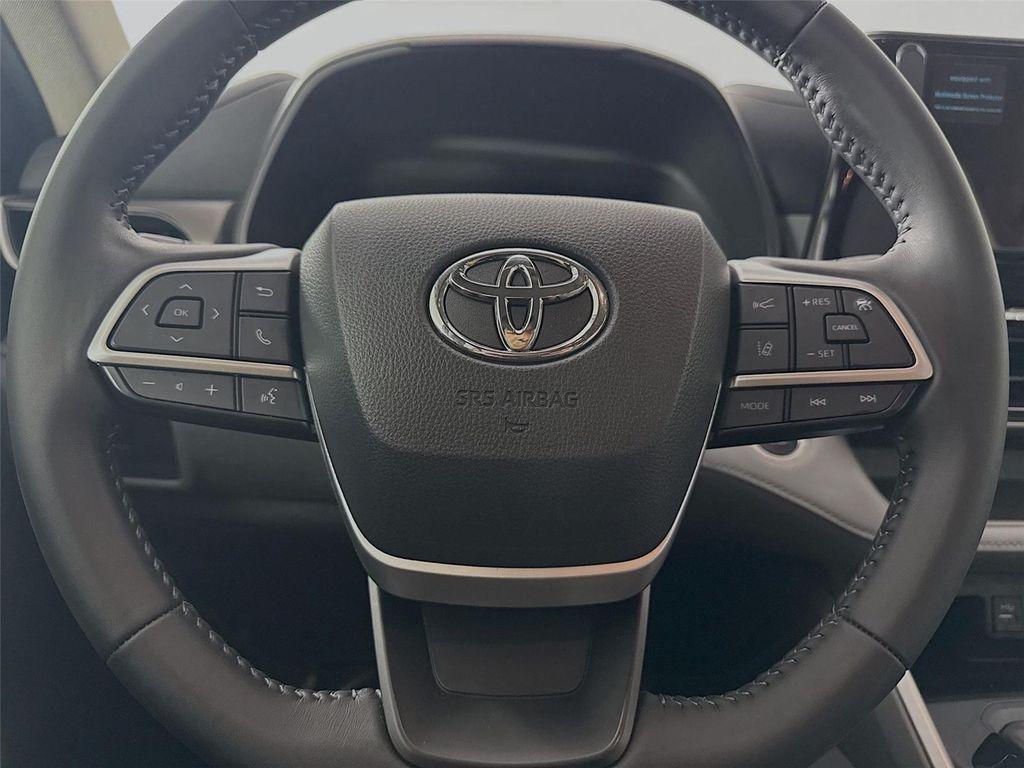 used 2024 Toyota Highlander car, priced at $43,000