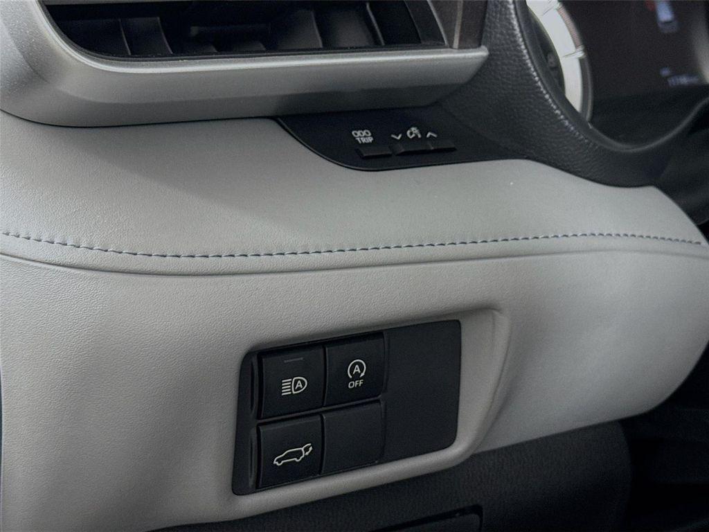used 2024 Toyota Highlander car, priced at $43,000