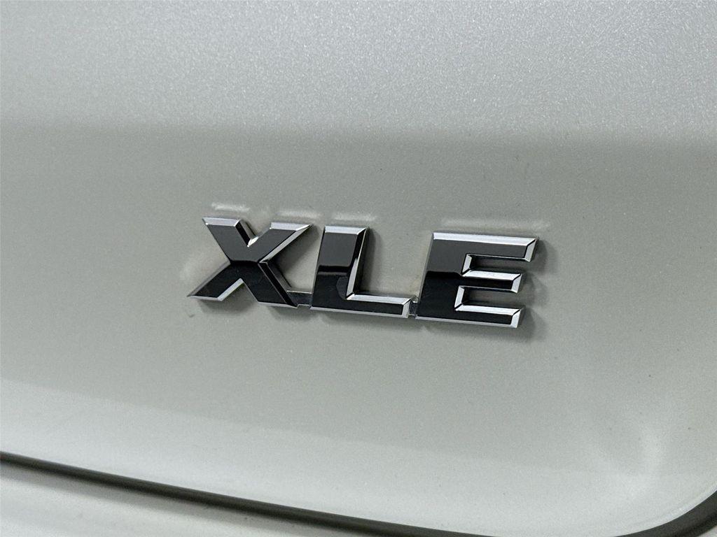 used 2018 Toyota Highlander car, priced at $28,000