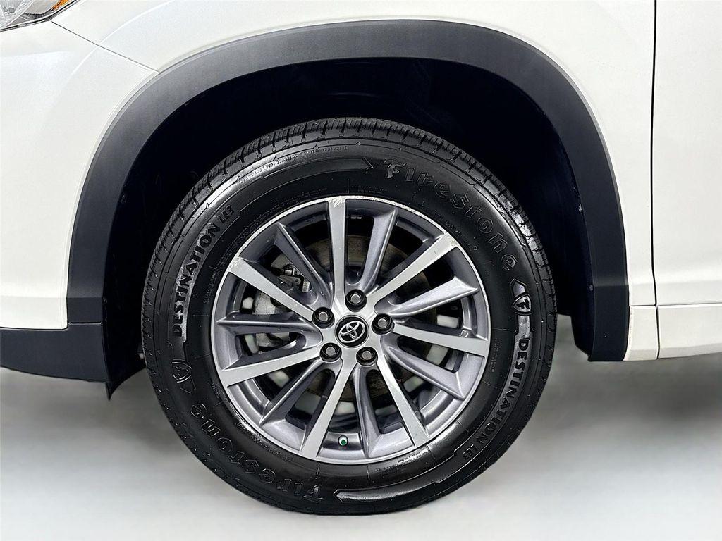 used 2018 Toyota Highlander car, priced at $28,000