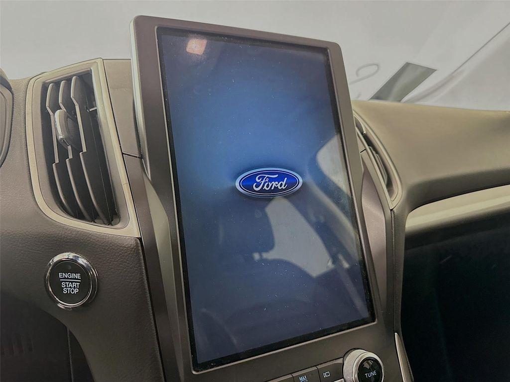 used 2024 Ford Edge car, priced at $28,500