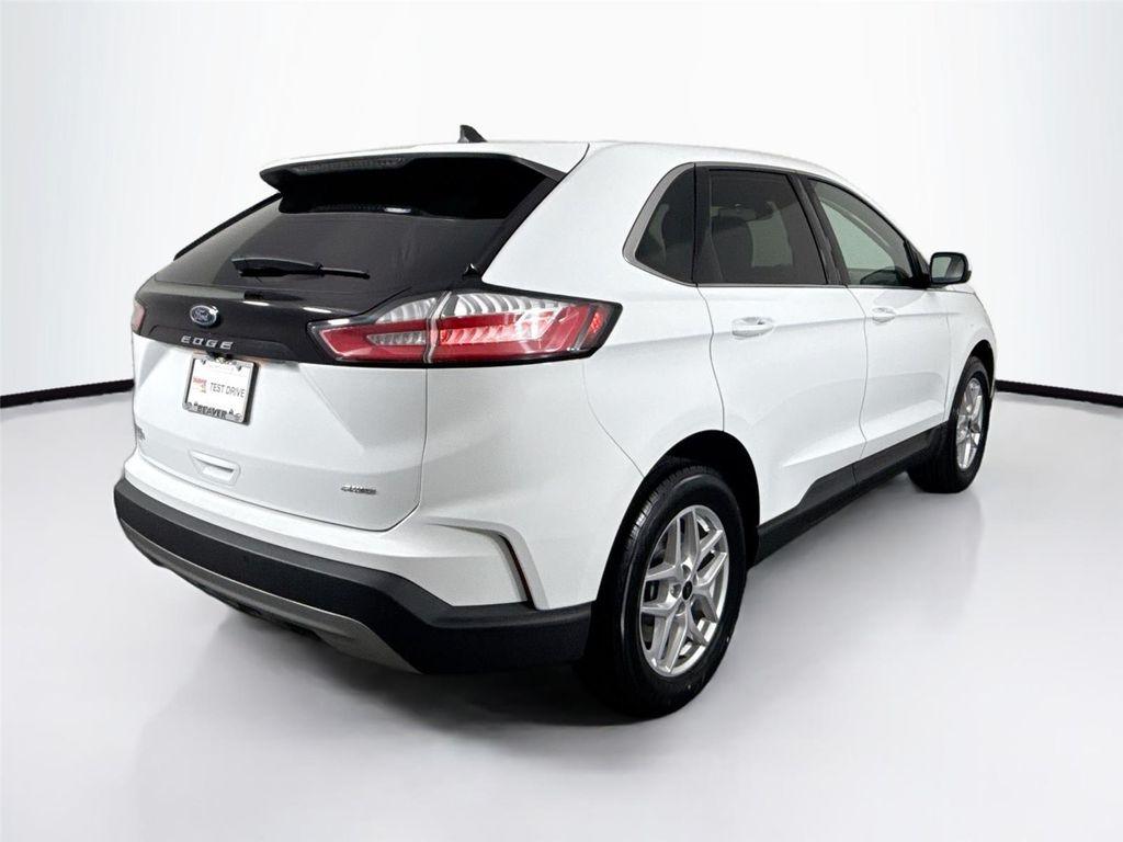 used 2024 Ford Edge car, priced at $27,500