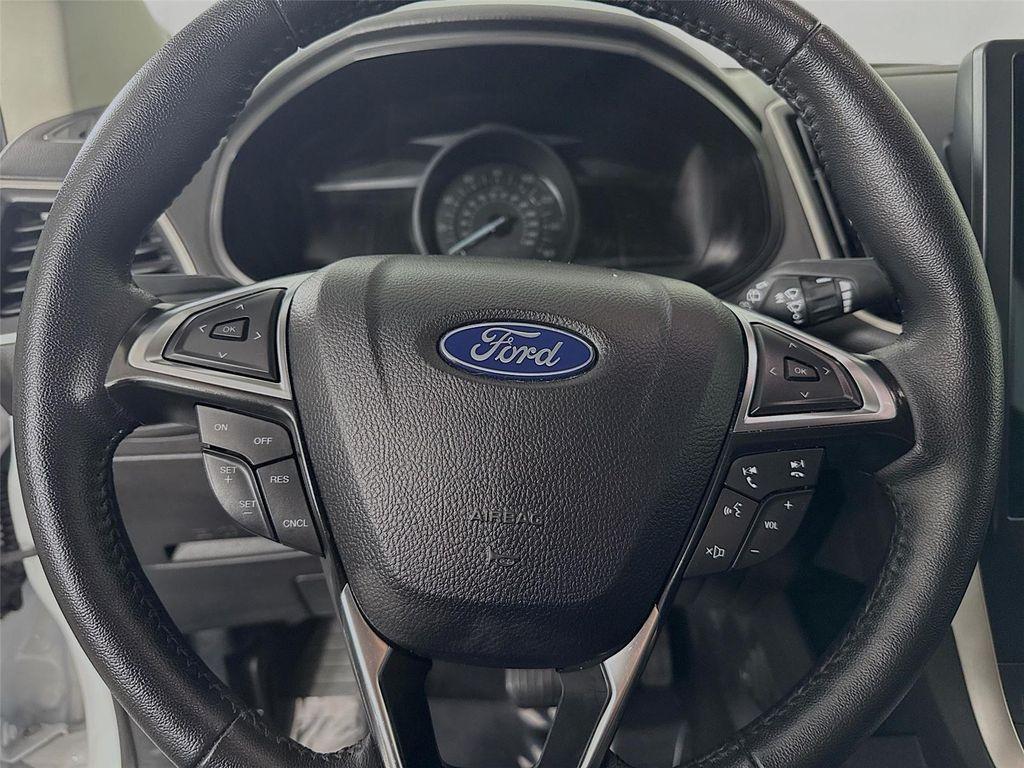 used 2024 Ford Edge car, priced at $27,500