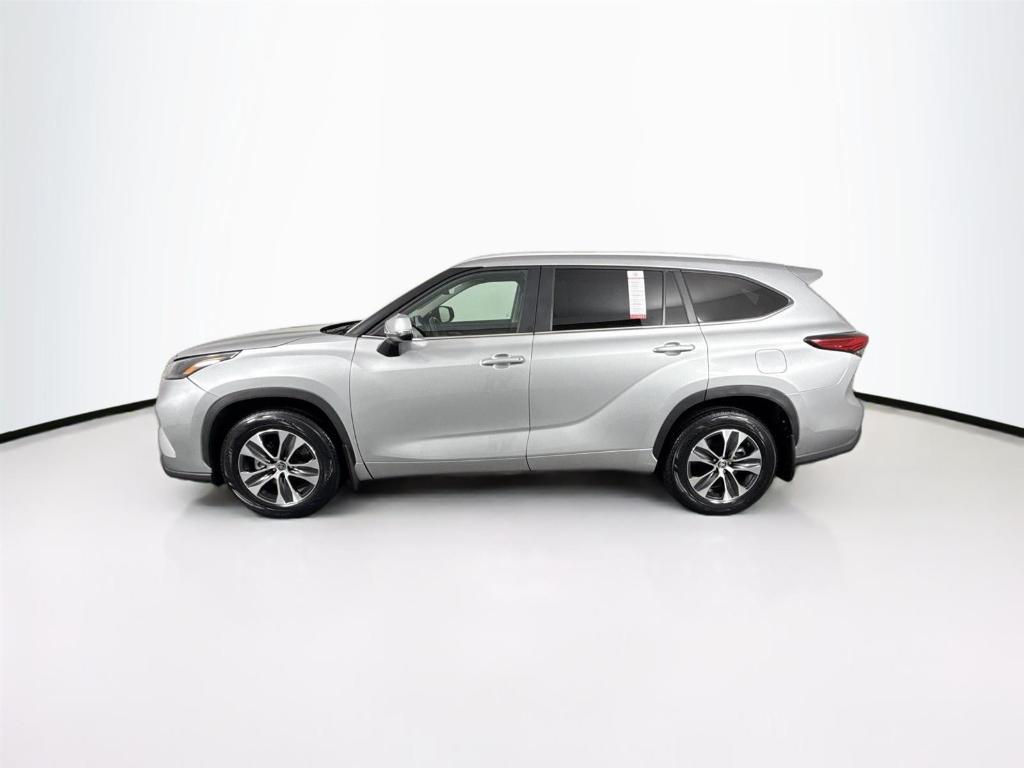 used 2023 Toyota Highlander car, priced at $45,000