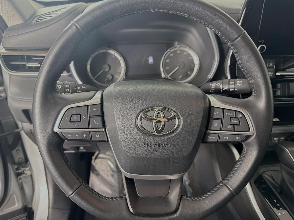 used 2023 Toyota Highlander car, priced at $45,000