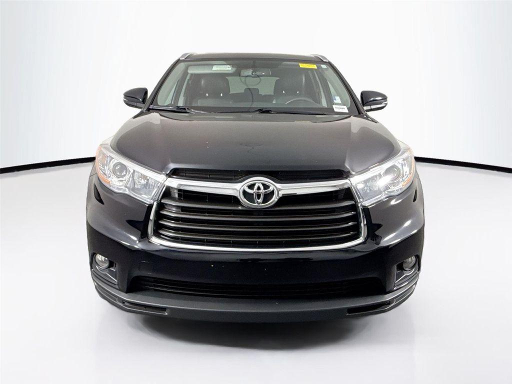 used 2015 Toyota Highlander car, priced at $25,000