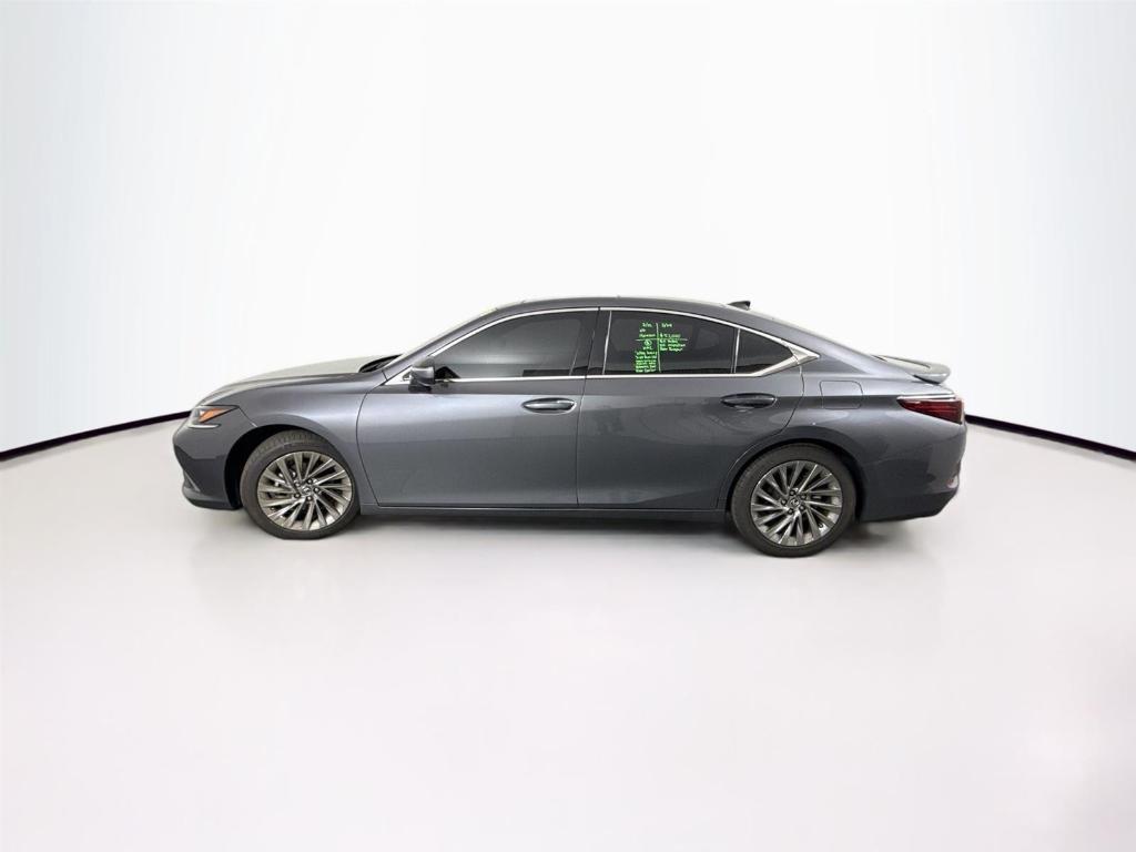 used 2024 Lexus ES 350 car, priced at $52,000