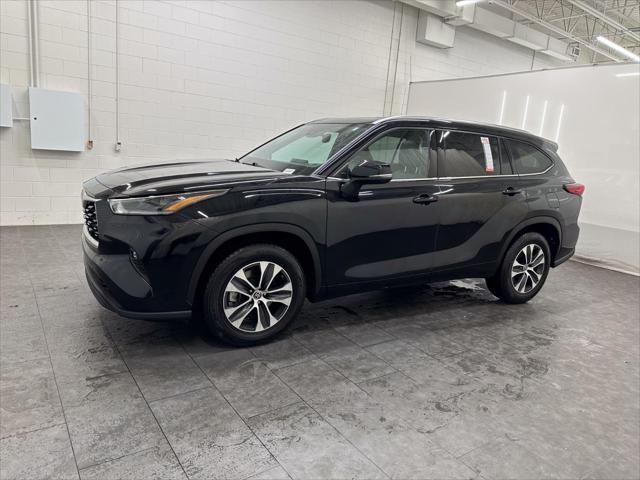 used 2021 Toyota Highlander car, priced at $30,000