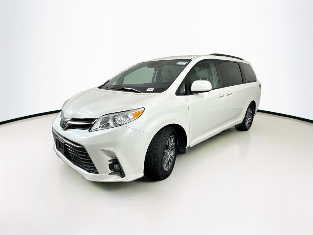 used 2018 Toyota Sienna car, priced at $32,000