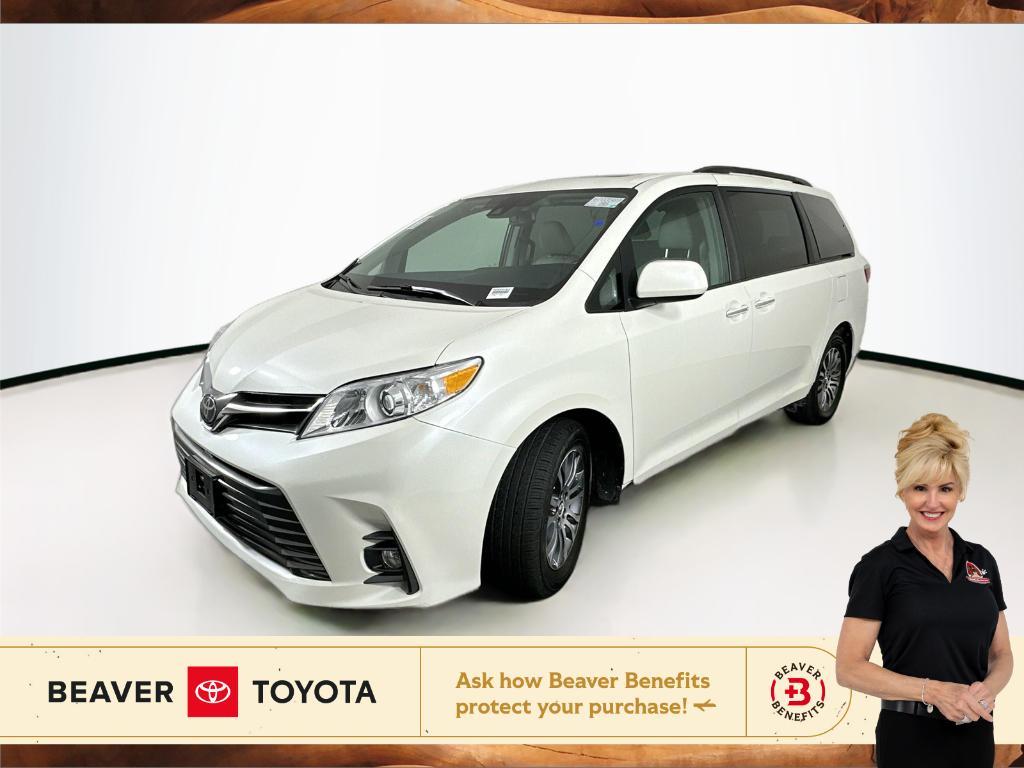 used 2018 Toyota Sienna car, priced at $32,000