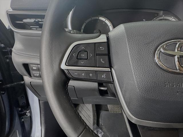 used 2024 Toyota Highlander car, priced at $43,500