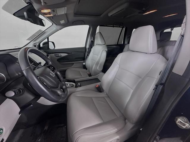 used 2020 Honda Pilot car, priced at $28,000