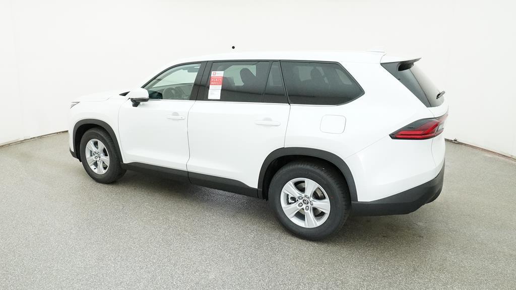 new 2025 Toyota Highlander car, priced at $44,162