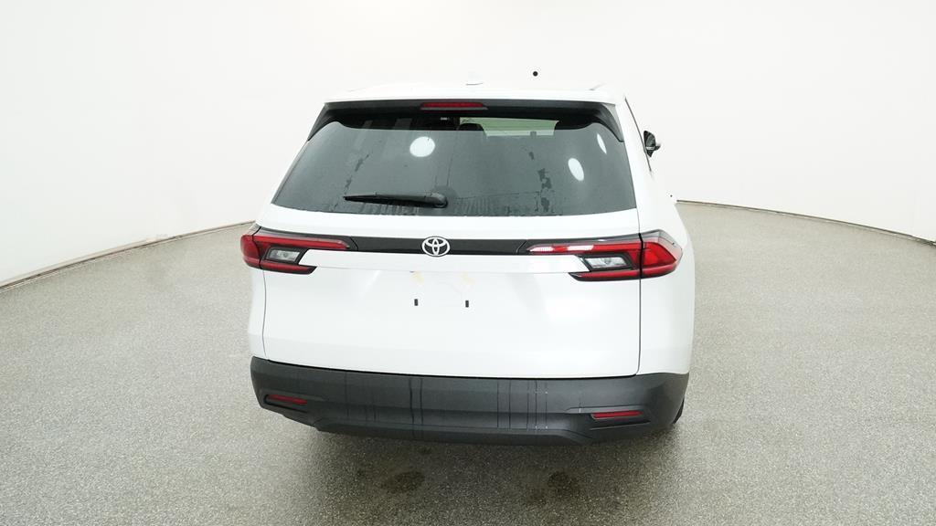 new 2025 Toyota Highlander car, priced at $44,162