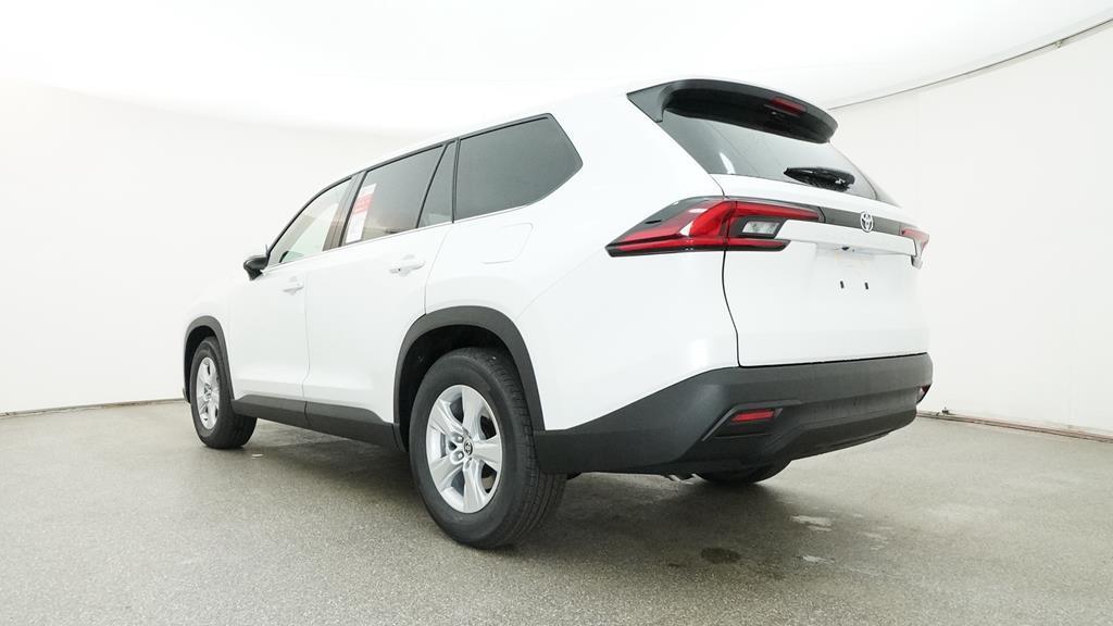 new 2025 Toyota Highlander car, priced at $44,162