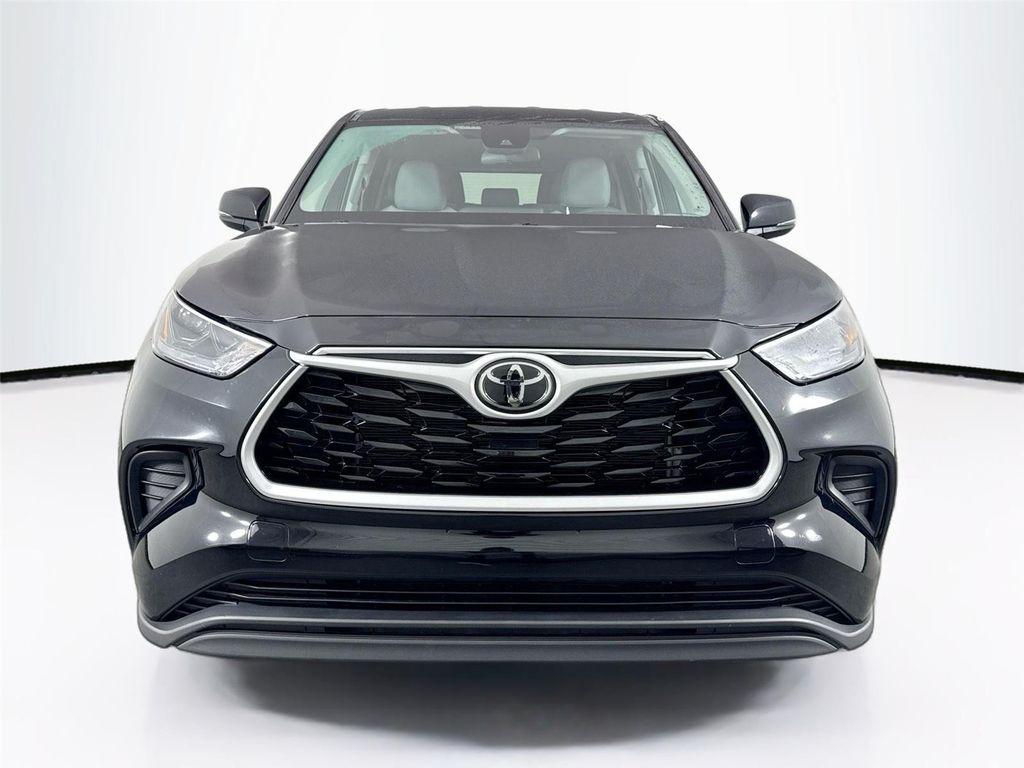 used 2023 Toyota Highlander car, priced at $37,773