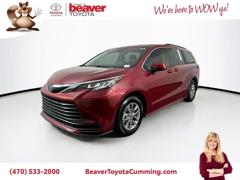used 2022 Toyota Sienna car, priced at $43,500