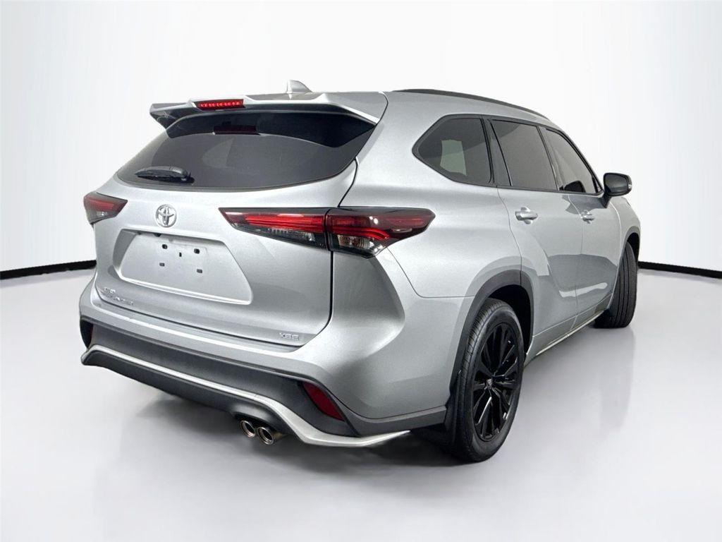 used 2024 Toyota Highlander car, priced at $49,000