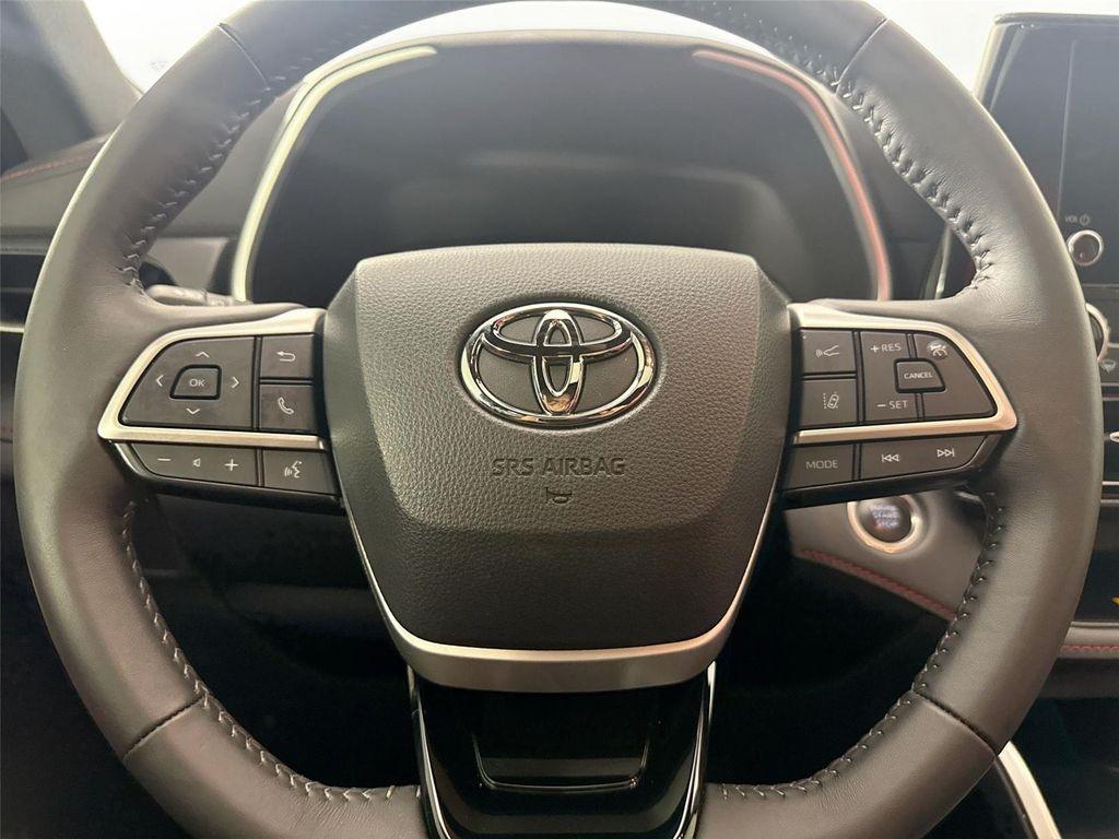used 2024 Toyota Highlander car, priced at $47,000