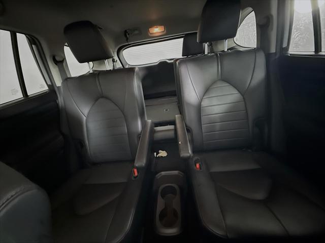 used 2020 Toyota Highlander car, priced at $32,000