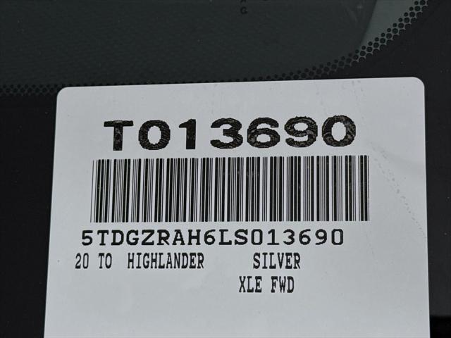 used 2020 Toyota Highlander car, priced at $32,000