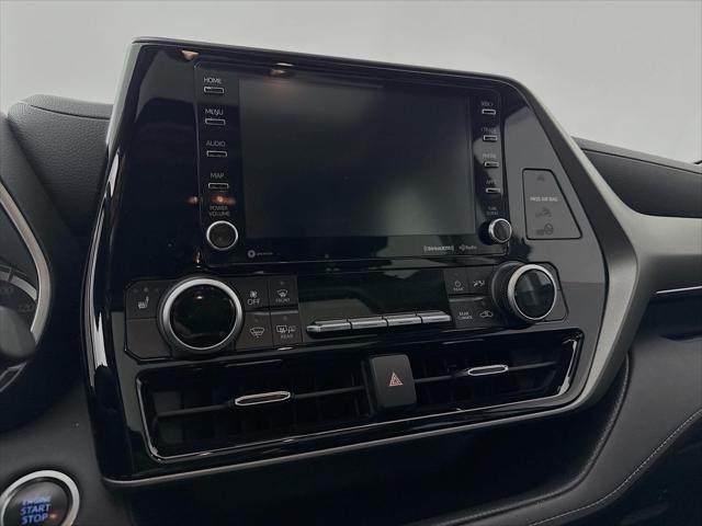 used 2020 Toyota Highlander car, priced at $32,000