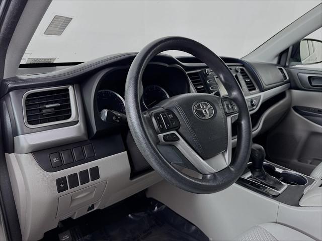 used 2018 Toyota Highlander car, priced at $21,500