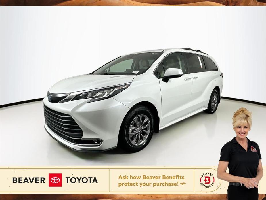 used 2022 Toyota Sienna car, priced at $44,200