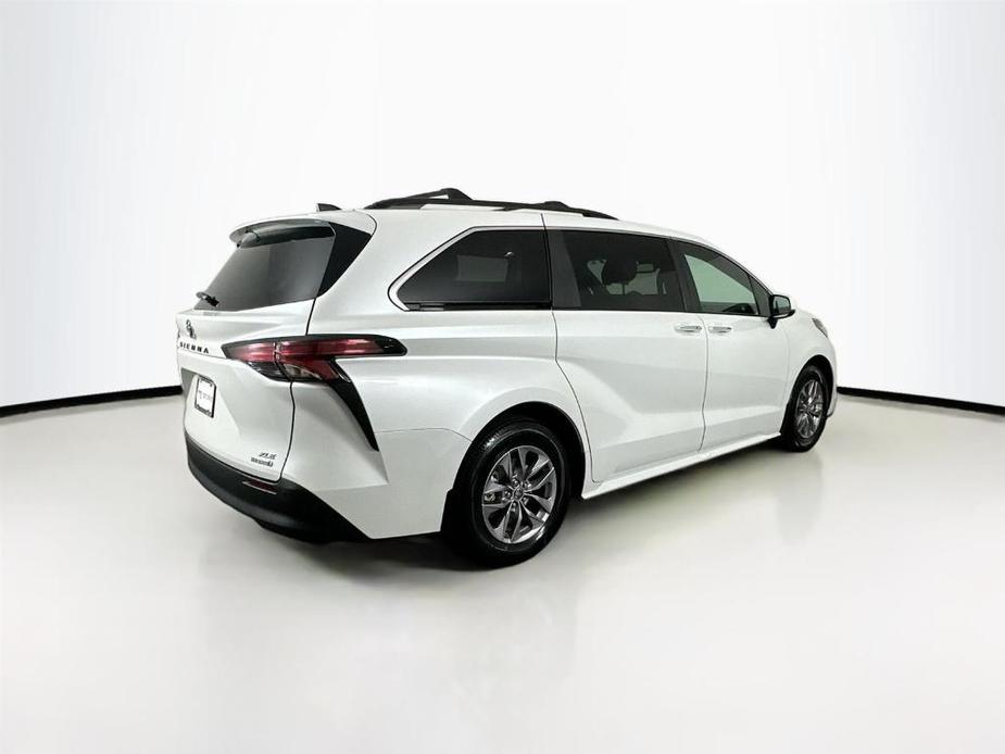 used 2022 Toyota Sienna car, priced at $44,200