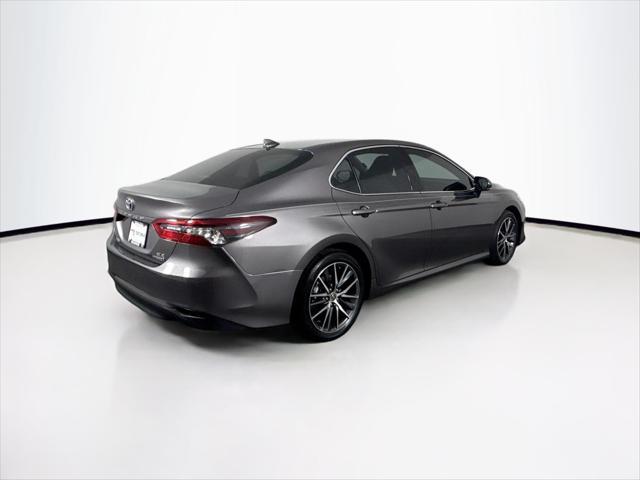 used 2022 Toyota Camry Hybrid car, priced at $32,700