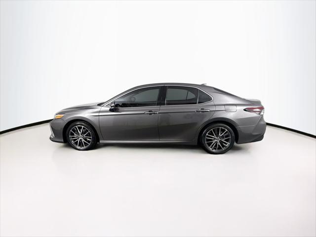 used 2022 Toyota Camry Hybrid car, priced at $32,700