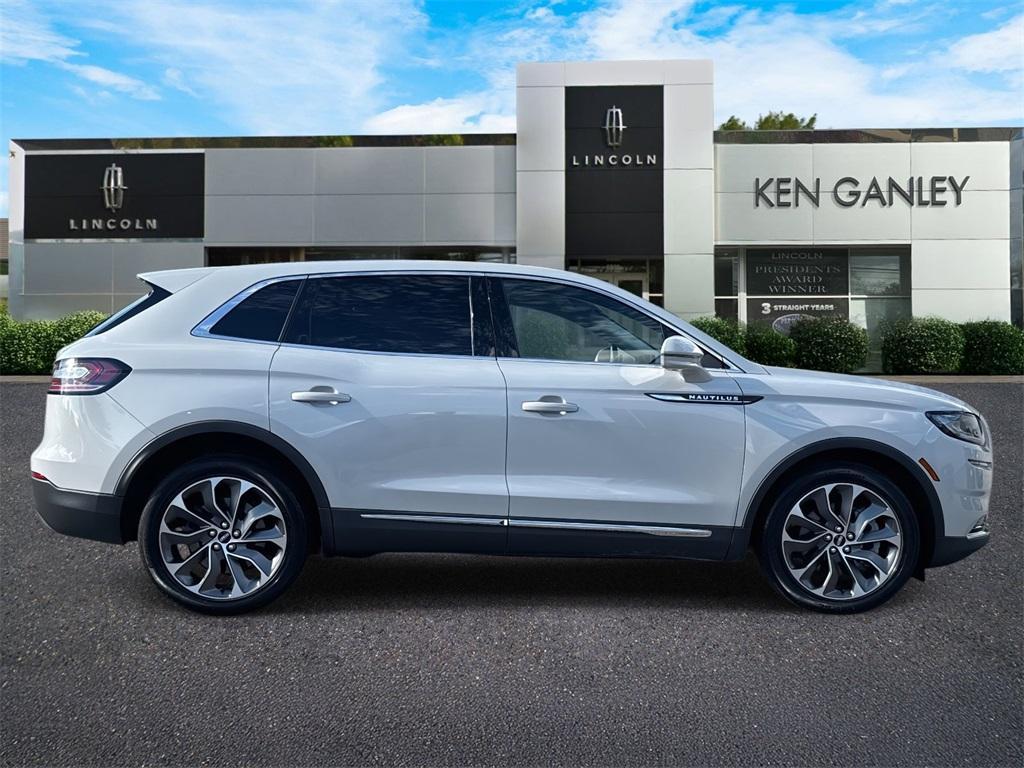 used 2022 Lincoln Nautilus car