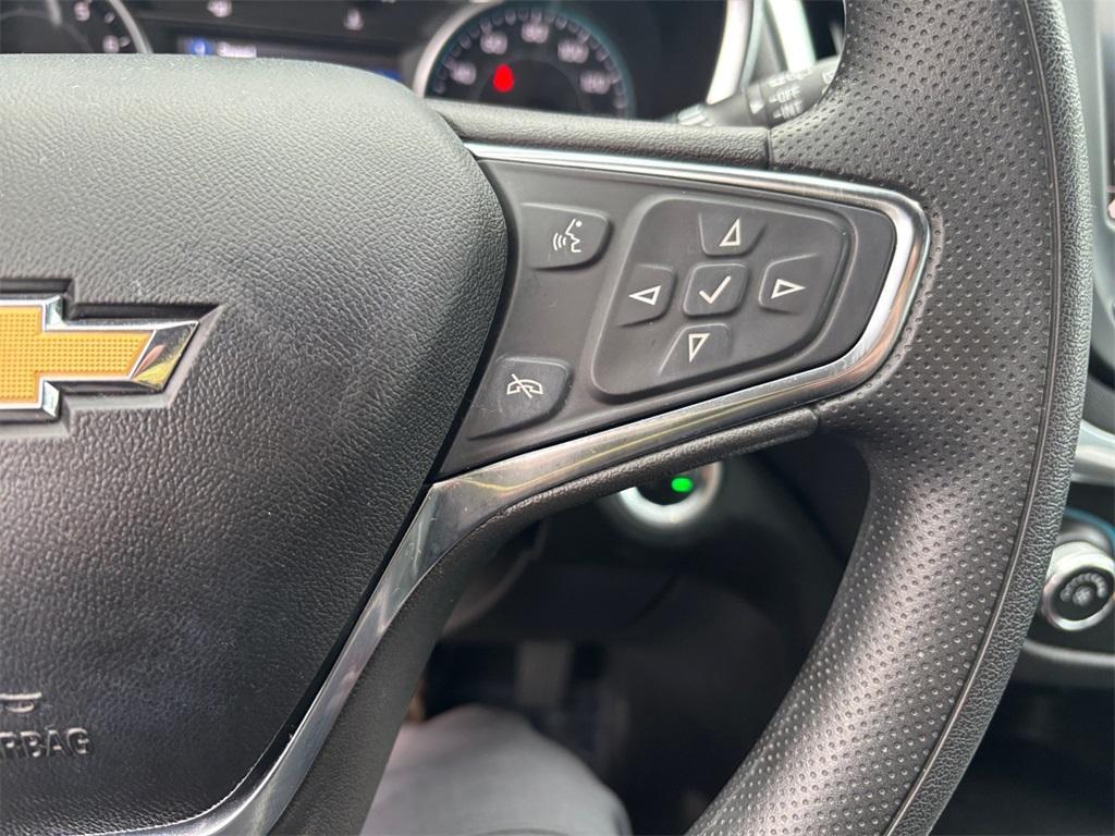 used 2021 Chevrolet Equinox car, priced at $19,877