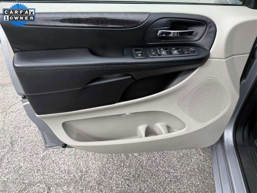 used 2019 Dodge Grand Caravan car