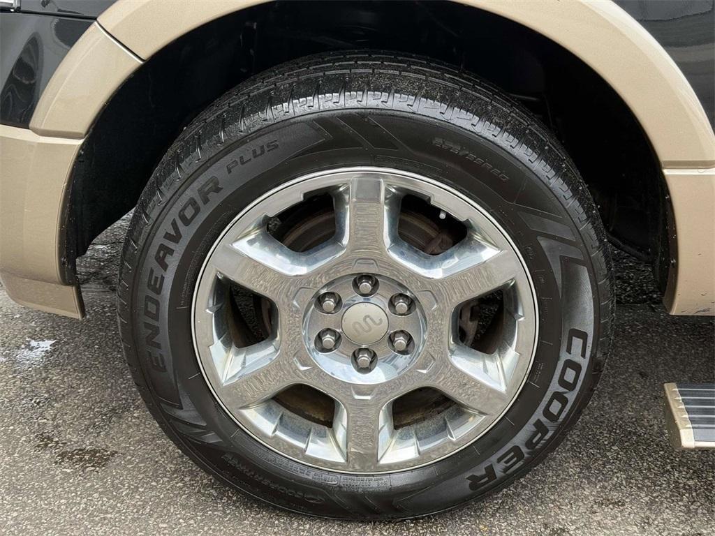 used 2013 Ford Expedition car, priced at $13,340
