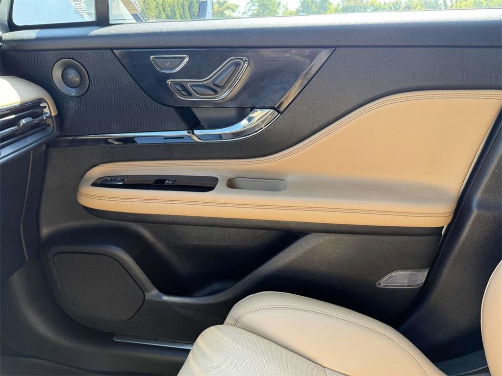 used 2022 Lincoln Corsair car, priced at $39,988