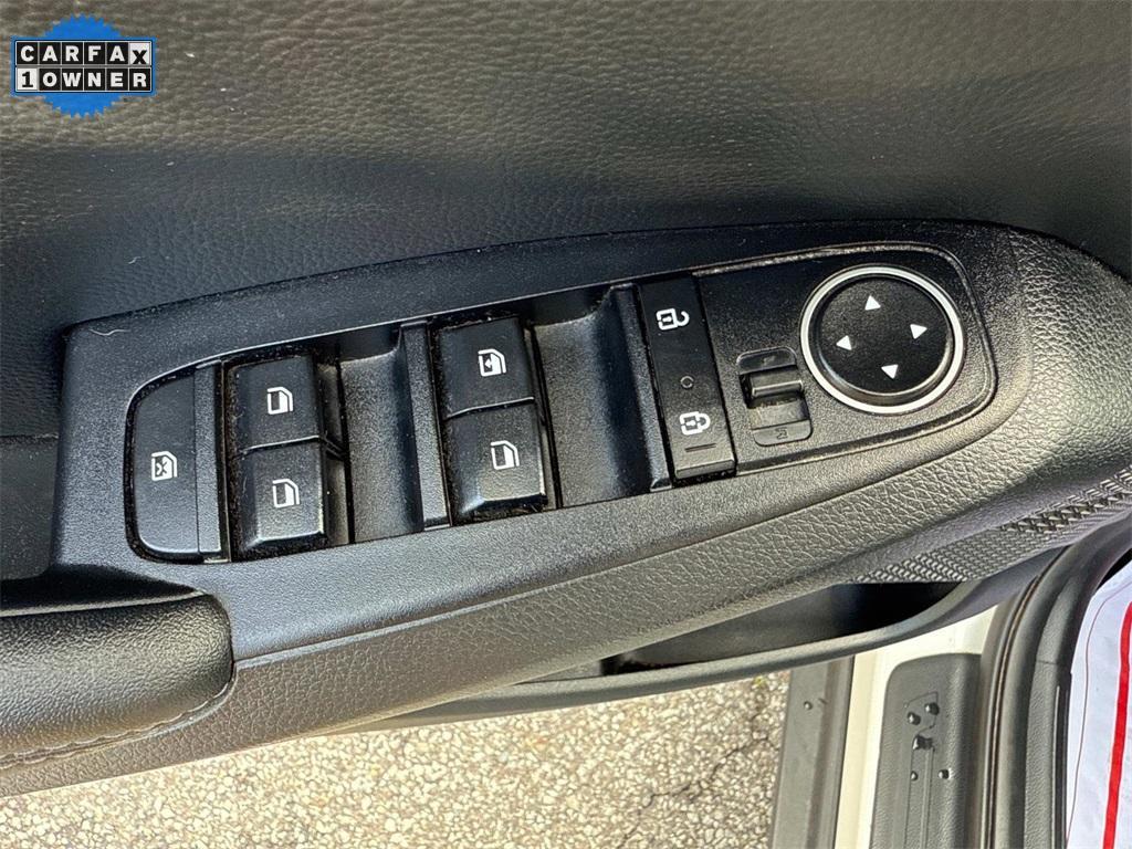 used 2023 Kia Seltos car