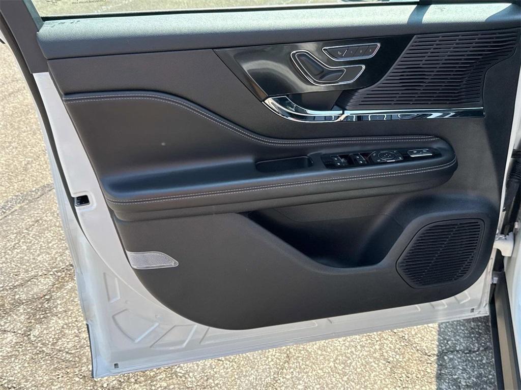 used 2022 Lincoln Corsair car, priced at $35,350