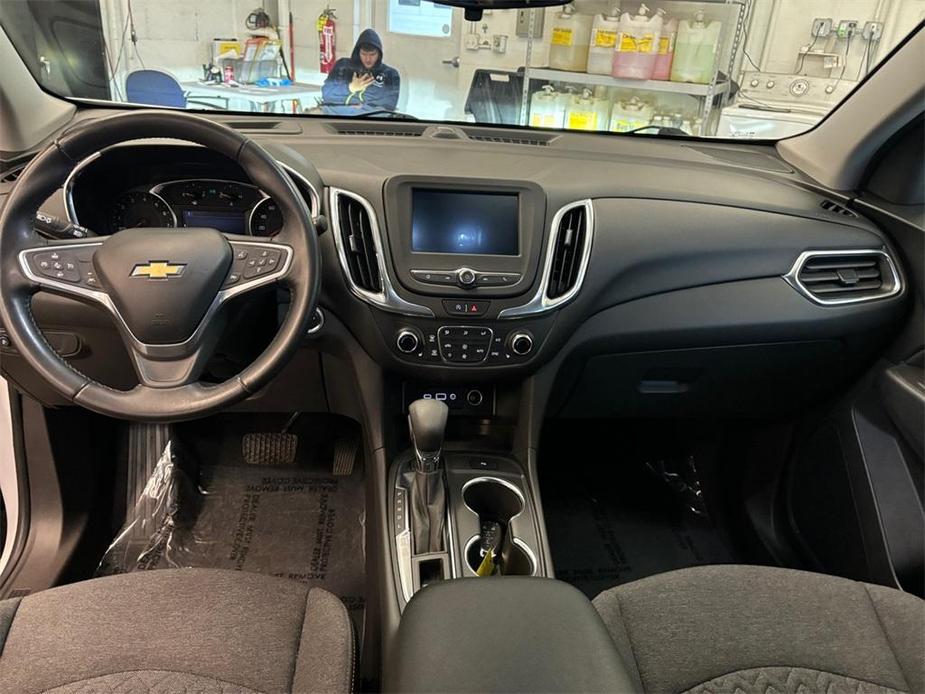 used 2022 Chevrolet Equinox car