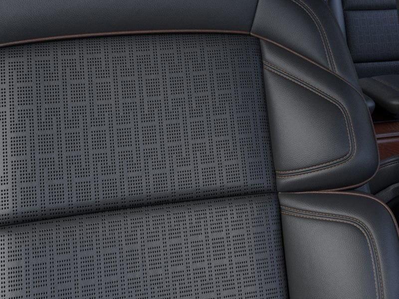 new 2025 Lincoln Navigator L car, priced at $122,605