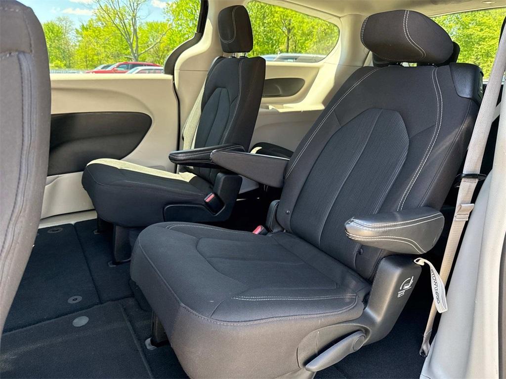 used 2023 Chrysler Voyager car