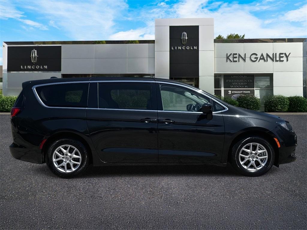 used 2023 Chrysler Voyager car