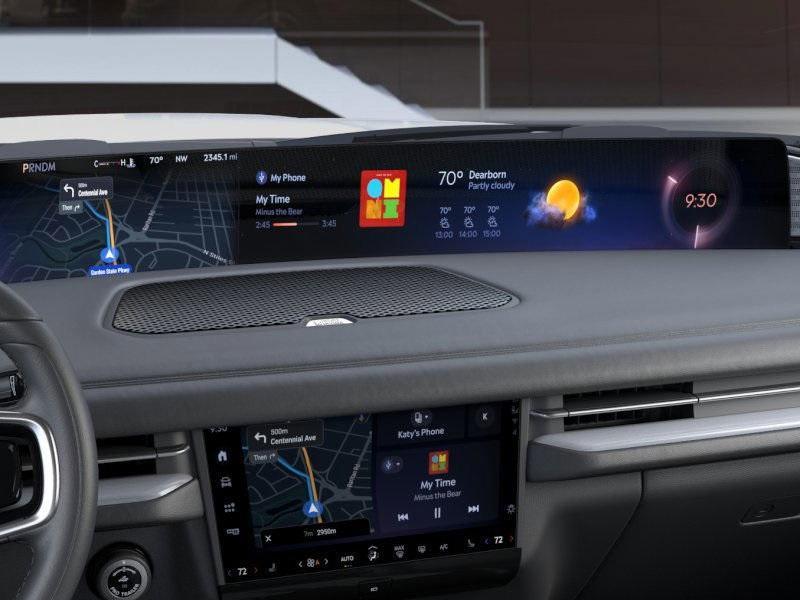 new 2025 Lincoln Navigator car, priced at $105,715